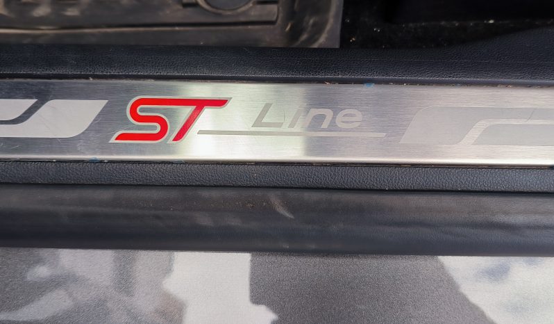 Ford Kuga ST Line X 2.5 PHEV lleno