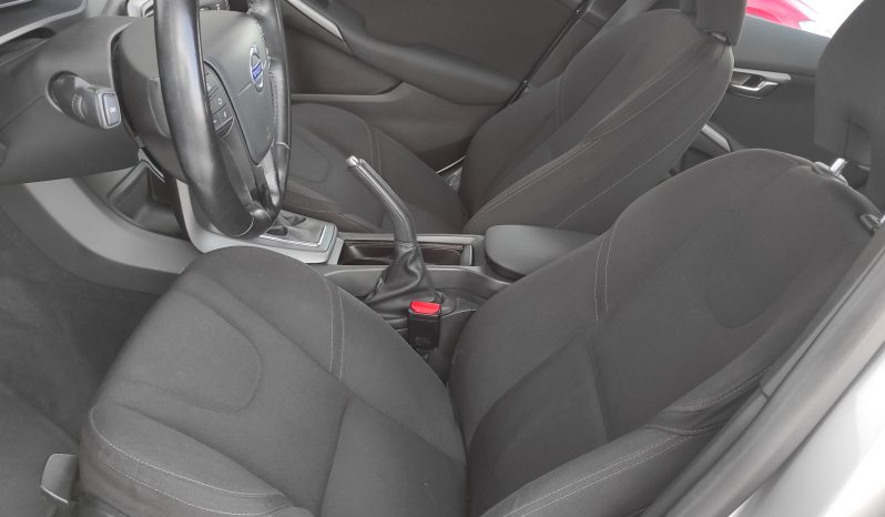 Volvo V40 D2 Automático lleno