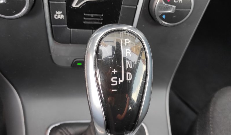 Volvo V40 D2 Automático lleno