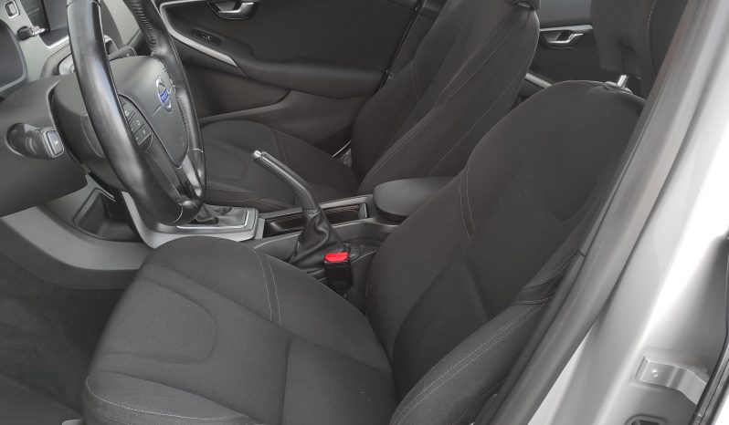 Volvo V40 D2 Automático lleno