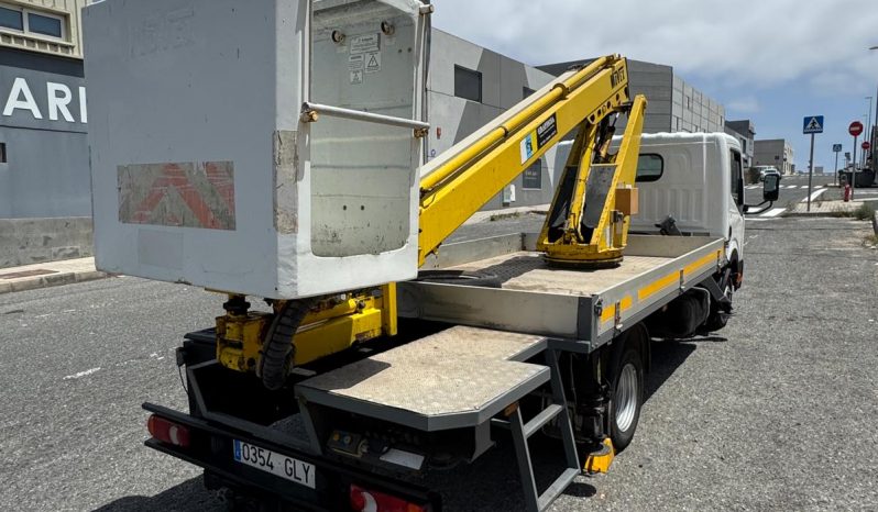 Nissan Cabstar Cabina simple con Plataforma lleno