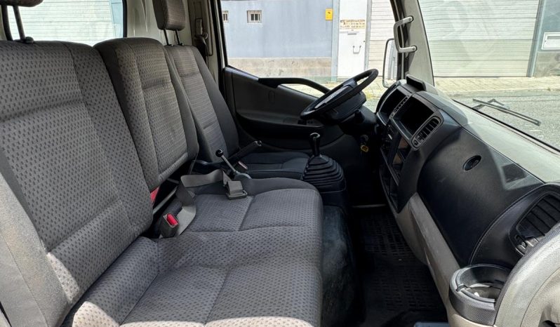 Nissan Cabstar Cabina simple con Plataforma lleno