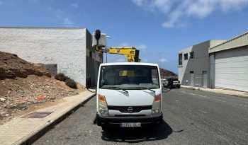 Nissan Cabstar Cabina simple con Plataforma lleno