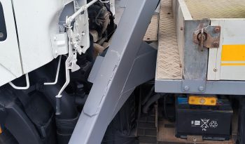 Nissan Cabstar Cabina simple con Plataforma lleno