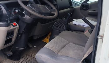 Nissan Cabstar Cabina simple con Plataforma lleno