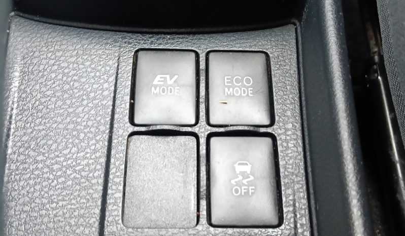 TOYOTA YARIS ACTIVE TECH 1.5 HÍBRIDO 101 CV lleno